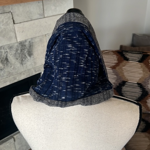 Beautiful Infinity Scarf - Picture 4 of 8